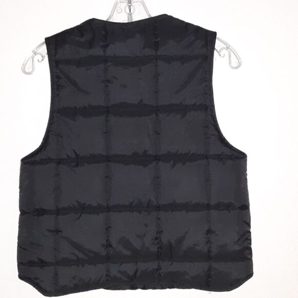 Nine Ninety Nine Black Puffer Vest Size Large - Picture 3 of 5